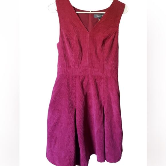 ModCloth fit & flare jumper Burgundy Corduroy Dress size xs/0 - Picture 5 of 8